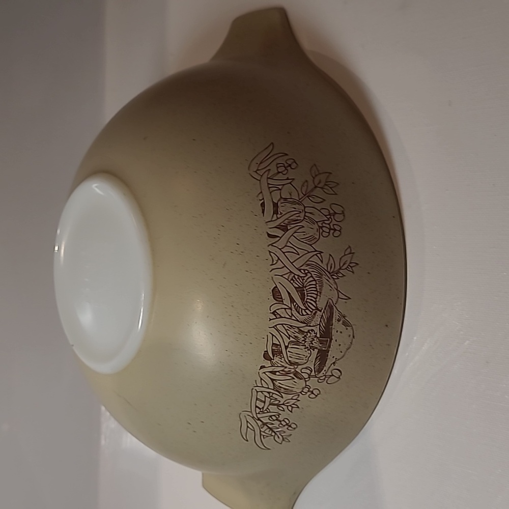 #3)Vintage Pyrex forest fancies mushrooms Cinderella nesting  bowl 443-2.5l